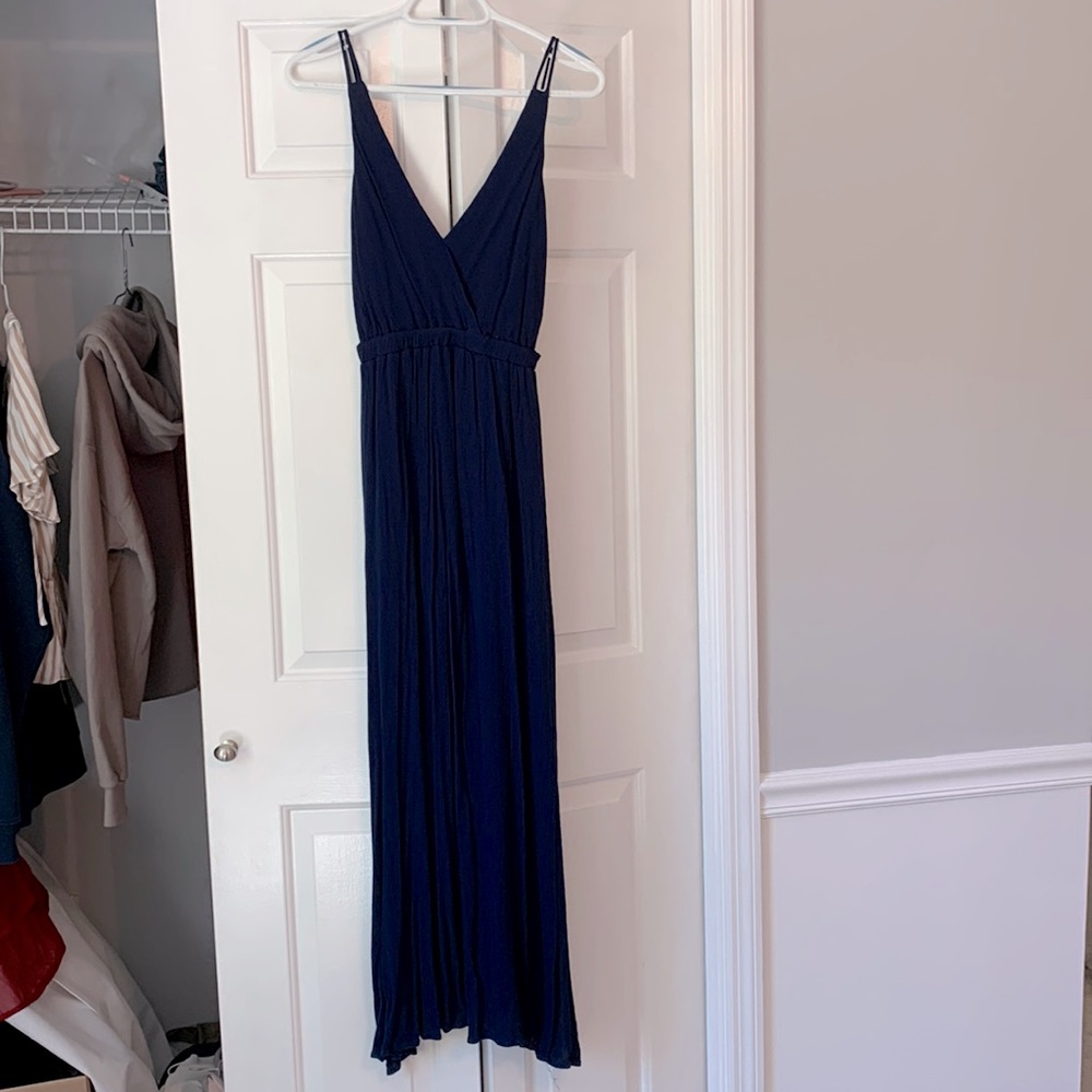 Lulu’s navy maxi dress